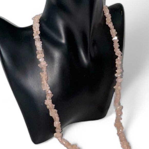 Natural Pink Rose Quartz Chips Beads Long Necklace - Picture 2 of 4